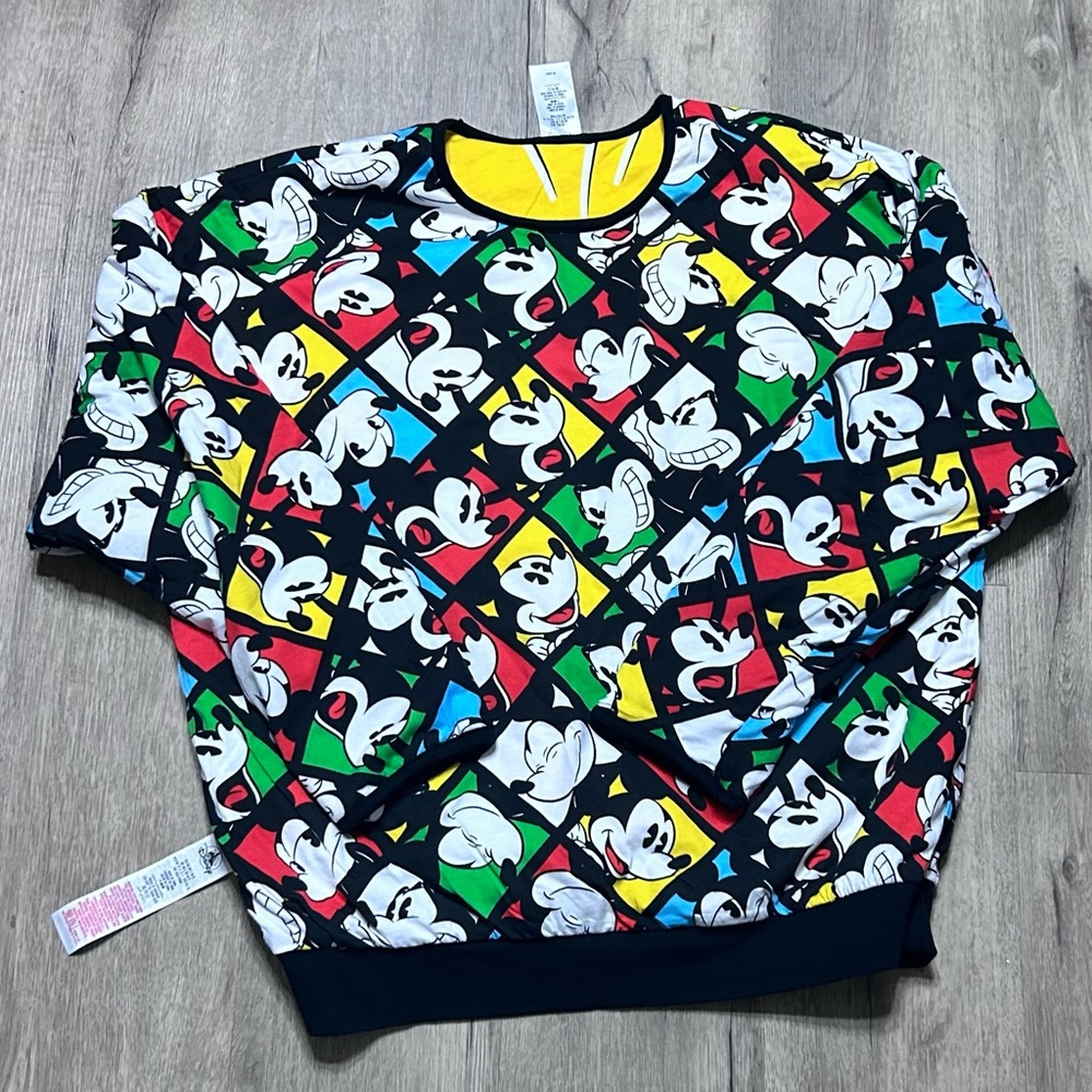 NWT Mickey Mouse Expressions Reversible Pullover Sweater Multicolor Size M/L